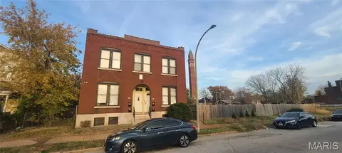 4512 N 19th St, Saint Louis, MO 63107