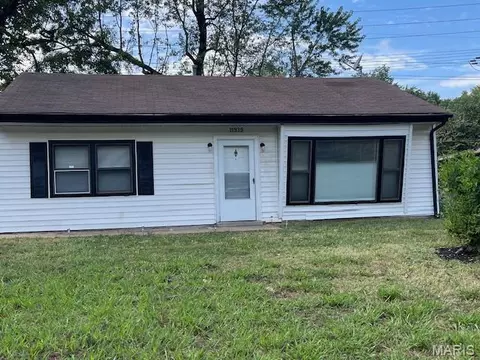11939 Bridgevale Ave, Saint Louis, MO 63138
