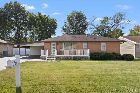 417 California Ave, East Alton, IL 62024