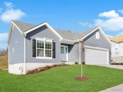 3045 Yellow Birch Ct, Imperial, MO 63052