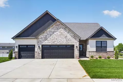 1437 Guilford Pl, Troy, IL 62294
