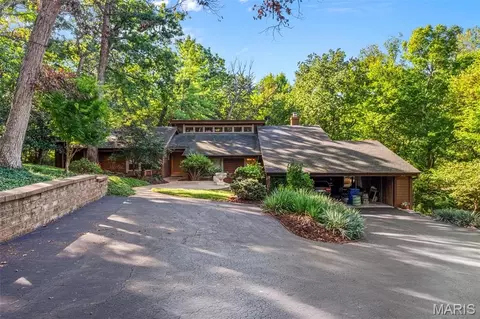 770 Straub Rd, Chesterfield, MO 63017