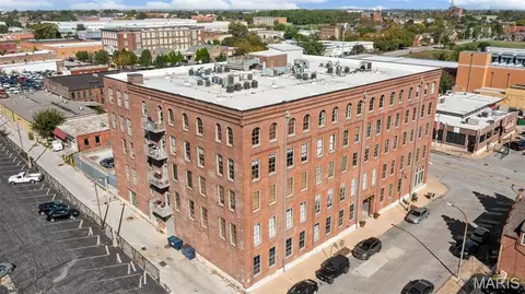 721 N 17th St #203, Saint Louis, MO 63103