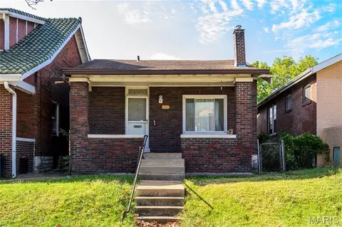 5710 Saint Louis Ave, Saint Louis, MO 63120