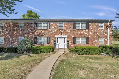 3137 Roger Williams Dr #C, Bridgeton, MO 63044