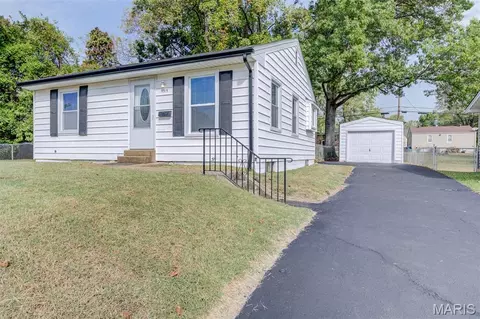 9515 Cote Brilliante Ave, Overland, MO 63114