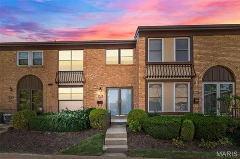 11714 Casa Grande Dr, Saint Louis, MO 63146