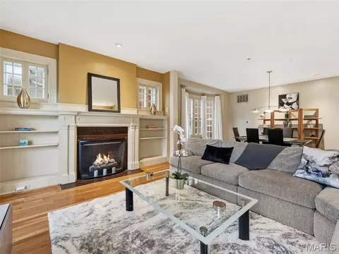 4530 Mcpherson Ave #1E, Saint Louis, MO 63108