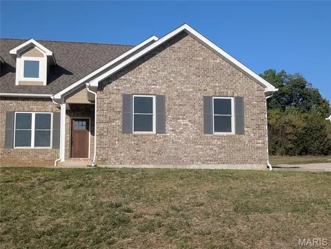 10054 Yellowstone Dr, Cadet, MO 63630