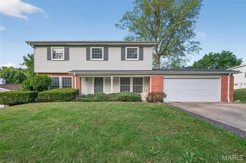 4814 Hursley Dr, Saint Louis, MO 63128