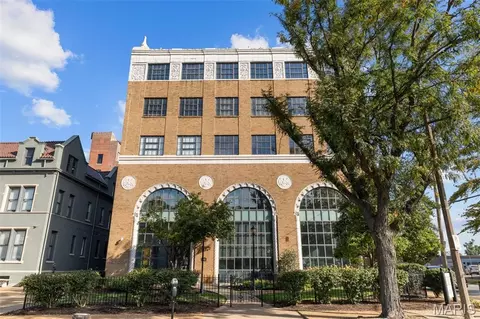 4901 Washington Ave #2A, Saint Louis, MO 63108