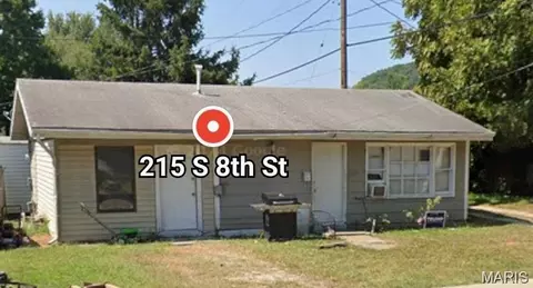 215 S 8th St, Louisiana, MO 63353