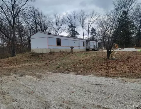 1693 Wade Rd, Pacific, MO 63069 photo 1