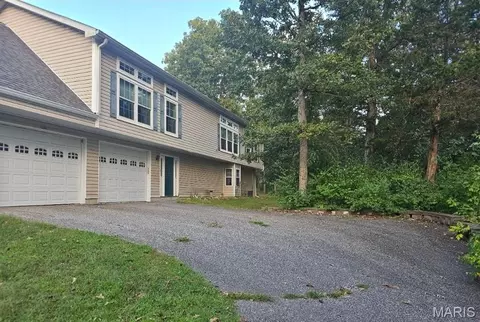 10725 Calvey Hills Rd, Catawissa, MO 63015