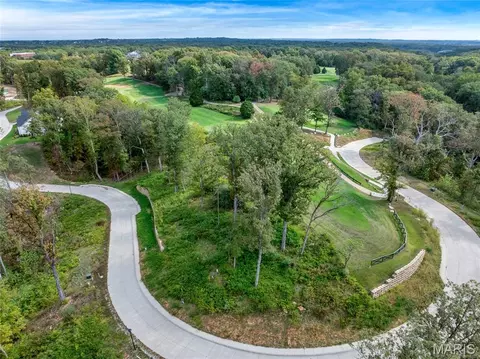 136 Summer Grace Ln, Saint Charles, MO 63304