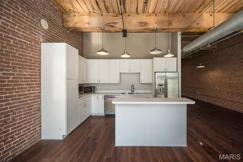 Kitchen - 1312 Washington Ave #3B, Saint Louis, MO 63103 photo 6 of 8