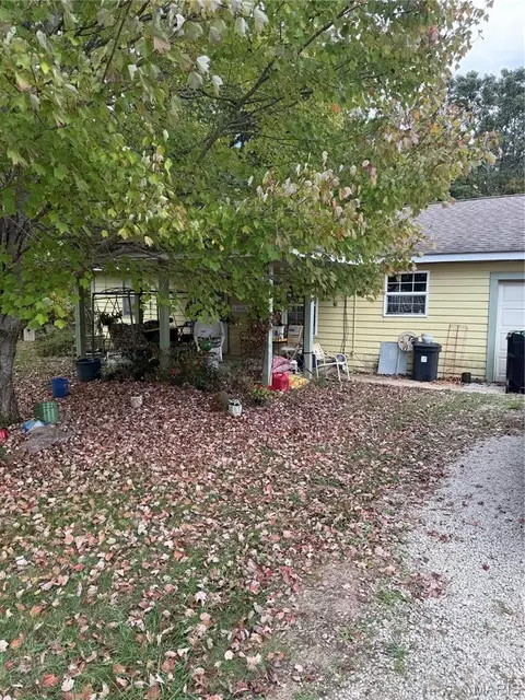 34 Jana Ln, Saint James, MO 65559
