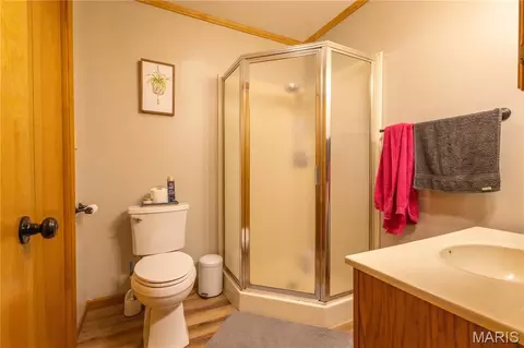 Bath - 700 Ely St, Perry, MO 63462 photo 1 of 1