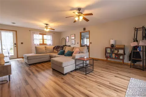 Living - 700 Ely St, Perry, MO 63462 photo 1 of 2