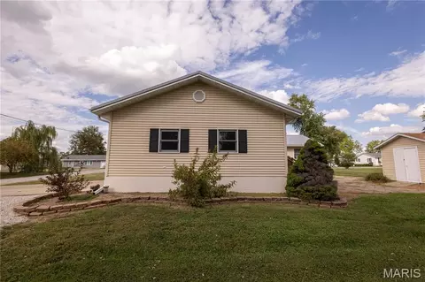 Other - 700 Ely St, Perry, MO 63462 photo 3 of 8
