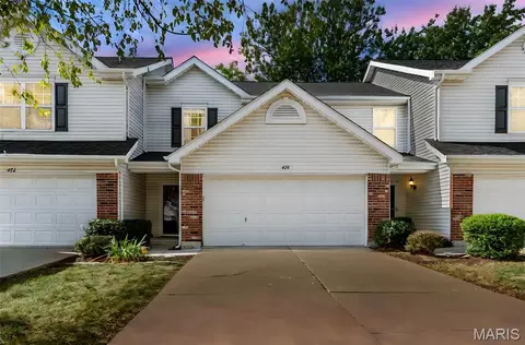 474 Flowering Magnolia Dr, O'fallon, MO 63366