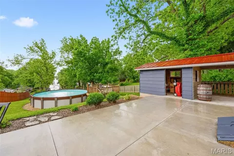 Exterior - 921 W 5th St, Washington, MO 63090 photo 7 of 16