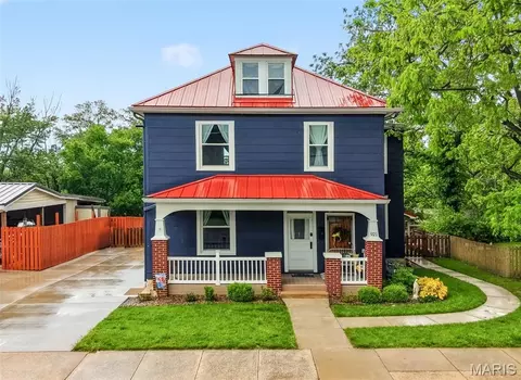 921 W 5th St, Washington, MO 63090