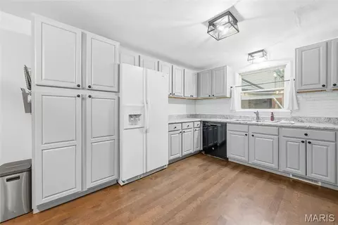 Other - 921 W 5th St, Washington, MO 63090 photo 2 of 12