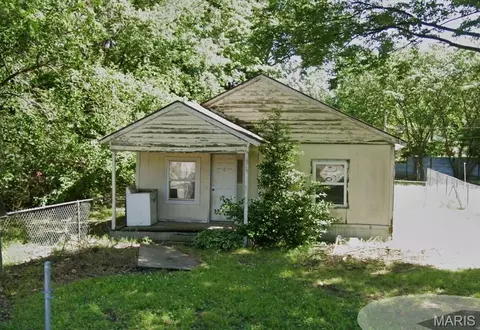 709 E Washington St, Kennett, MO 63857