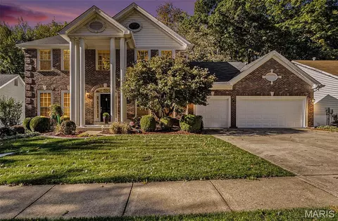 373 Gateford Dr, Ballwin, MO 63021