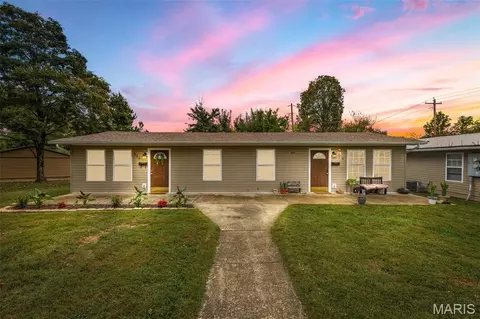 101 Hancock Street Apt 102 302 322 324 St #102, 302, 322 & 324, Ironton, MO 63650