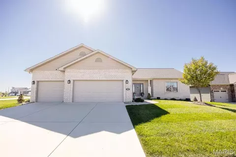 1229 Belclare Ct, O'fallon, IL 62269
