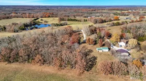 6028 Highway Ac, Leslie, MO 63056