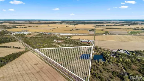 0 Herman Rd, Staunton, IL 62088