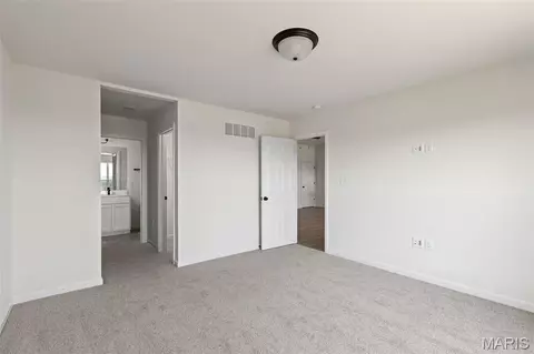 1729 Martingale Ln, Eureka, MO 63025 photo 11