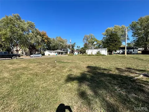 Exterior - 132 Virginia St, Sullivan, MO 63080 photo 6 of 7