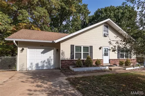 2155 Catlin Ct, Barnhart, MO 63012