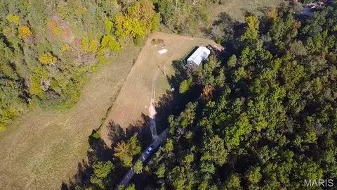 15134 County Road 301, Eminence, MO 65466
