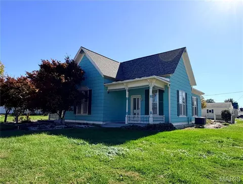 400 E Main St, Perry, MO 63462