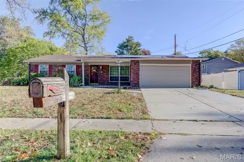 11776 Unity Dr, Bridgeton, MO 63044