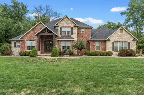 584 Berkshire Dr, Troy, IL 62294