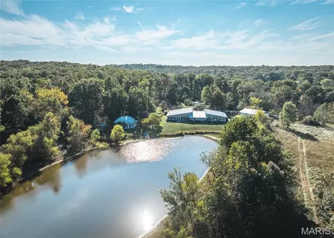 98 Turkey Ridge Ln, Steelville, MO 65565