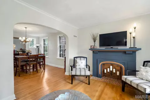 6451 Devonshire Ave, Saint Louis, MO 63109 photo 4