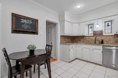 6451 Devonshire Ave, Saint Louis, MO 63109 photo 12