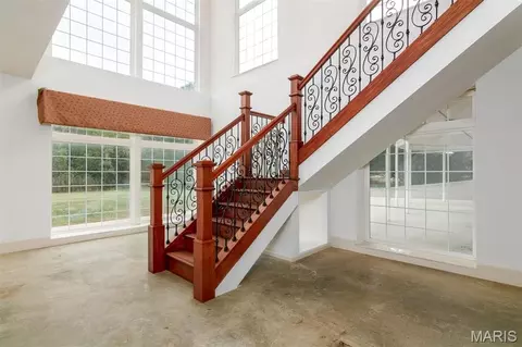 Entry Way - 12 Clearlake Dr, Centralia, IL 62801 photo 6 of 6