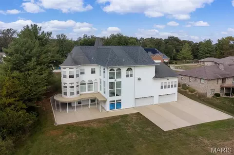 Exterior - 12 Clearlake Dr, Centralia, IL 62801 photo 13 of 13