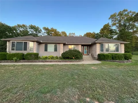 7584 Private Road 2453, West Plains, MO 65775