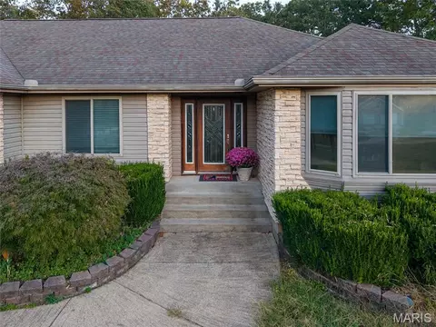 7584 Private Road 2453, West Plains, MO 65775