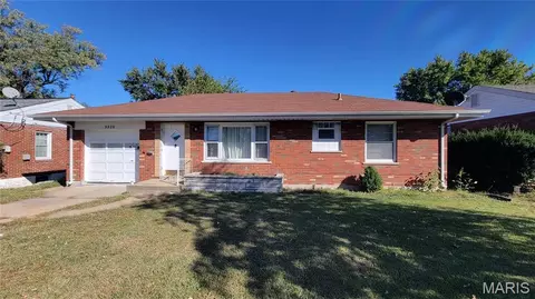 9926 Mackenzie Rd, Saint Louis, MO 63123