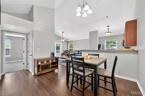 5302 Spring Creek Ln, O'fallon, MO 63368